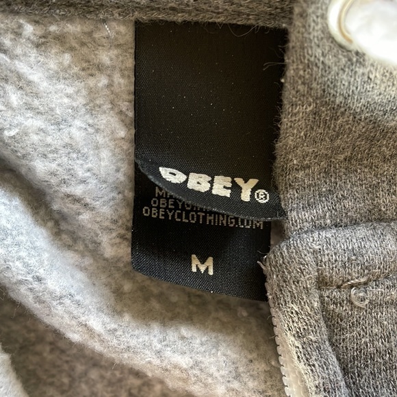 Woman’s hoodie - Picture 4 of 5